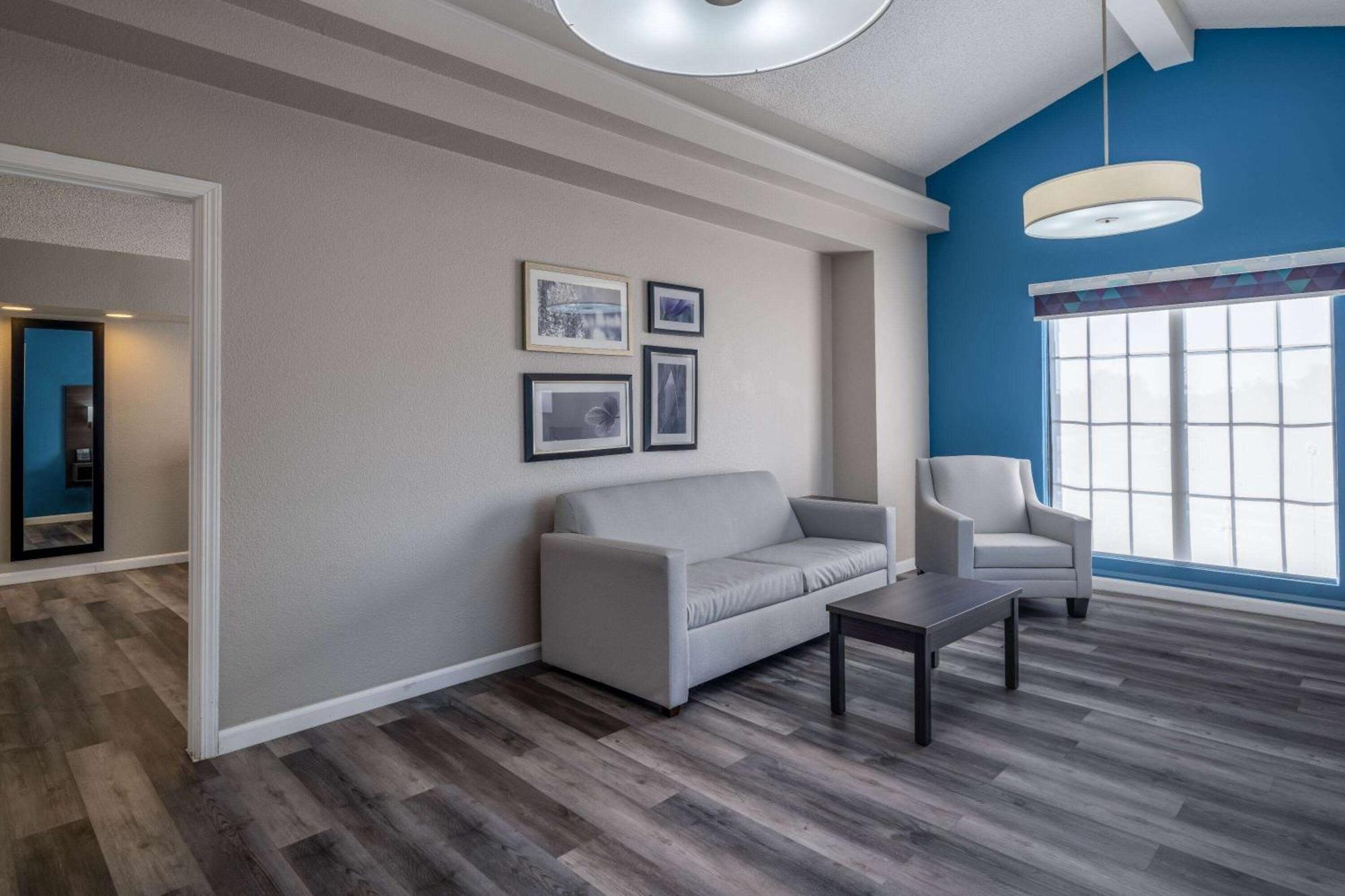 Hotel La Quinta By Wyndham Sacramento North 3*